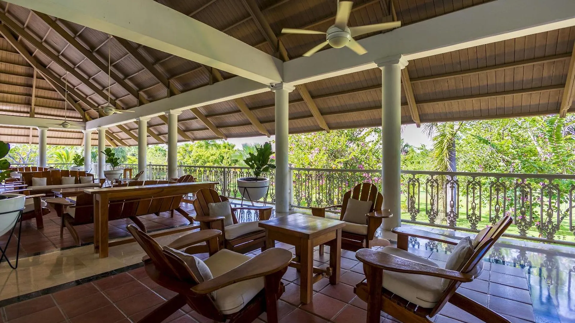 Private & Luxury Apartment Cocotal In Gated & Secured Community Punta Cana